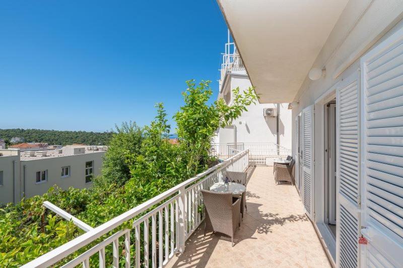 Apartmani Sani ماكارسكا المظهر الخارجي الصورة